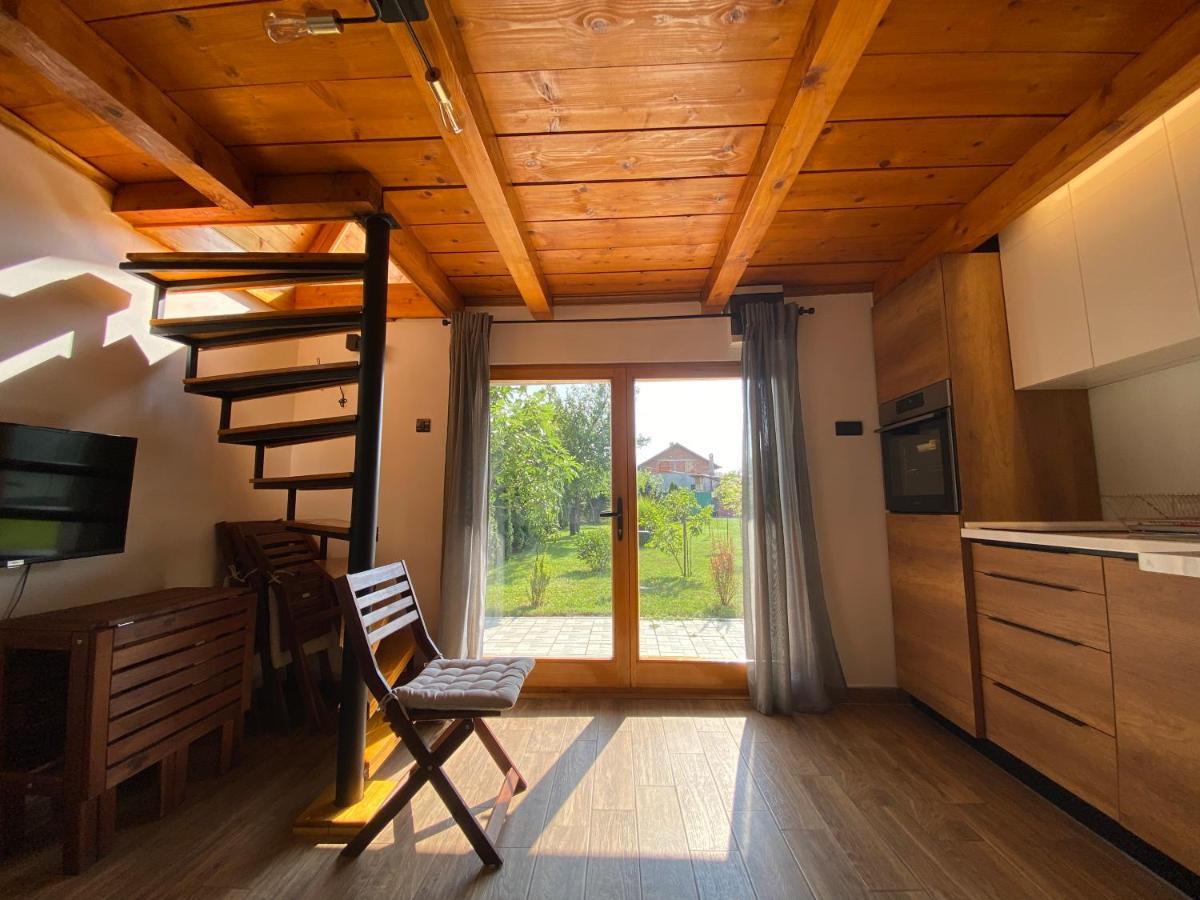 Petrovaradin Chalet Novi Sad Exterior foto
